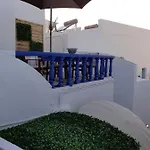 Top Oia (Santorini)