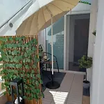 伊亚之峰酒店 *