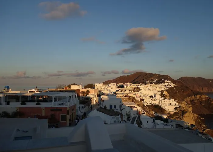 公寓 伊亚之峰酒店 *